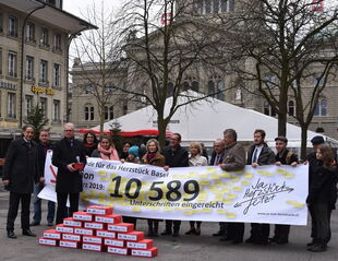 Remise de la pétition "Herzstück"
